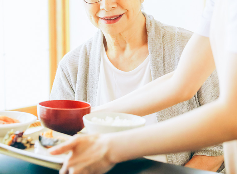 栄養バランスや疾患に配慮した食事